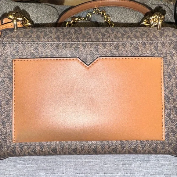 Michael Kors Brown Crossbody Bag with Gold Chain - Picture 4 of 4